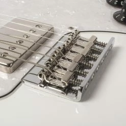 Highwood Contoured Vintage Saddles For Strat - Set Of 6 - StewMac 11 Highwood Contoured Vintage Saddles For Strat - Set Of 6 - StewMac -Kit Melody Sales Store 0151 3 installed 3000