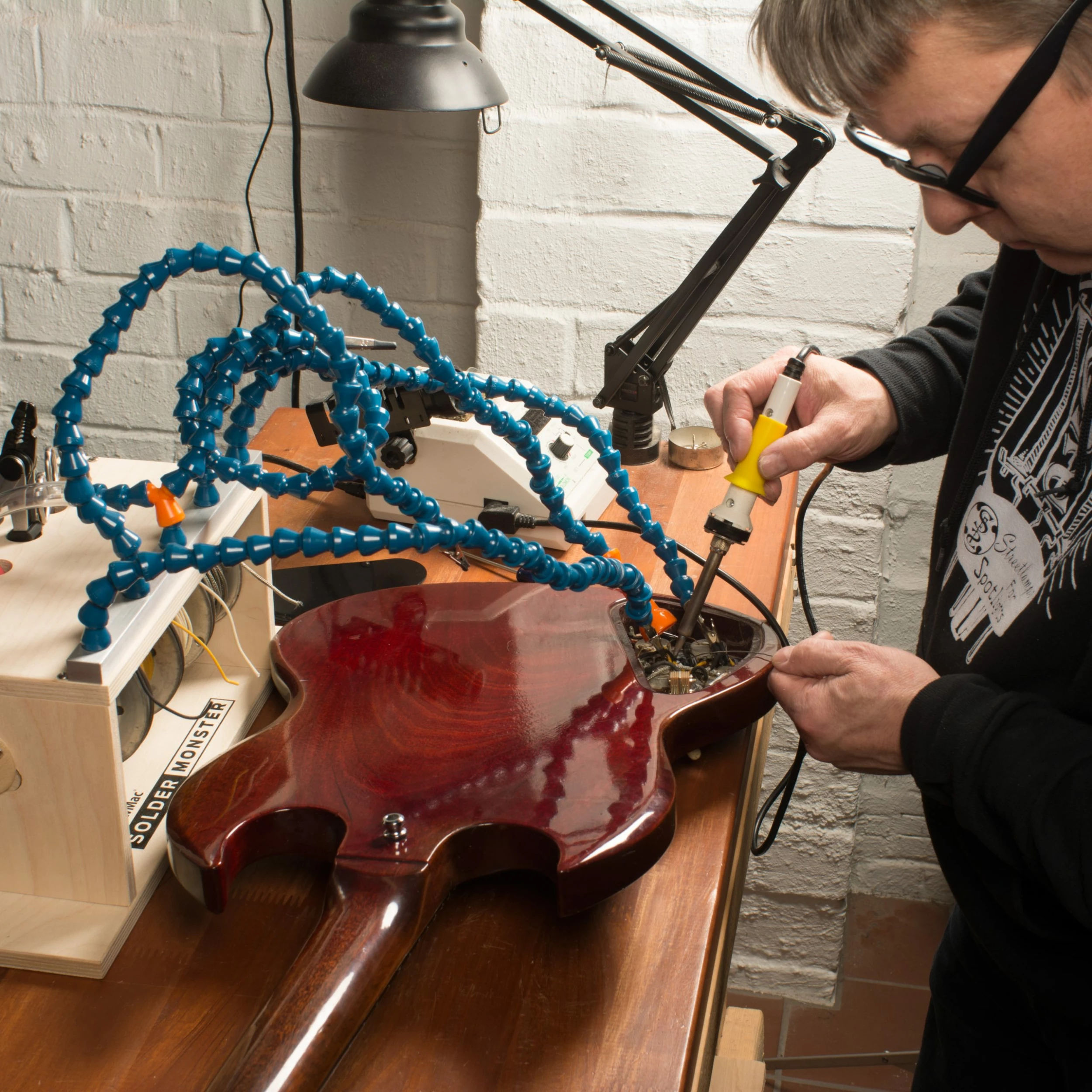 Guitar Electronics Master Tool Set - StewMac 4 Guitar Electronics Master Tool Set - StewMac - Image 2