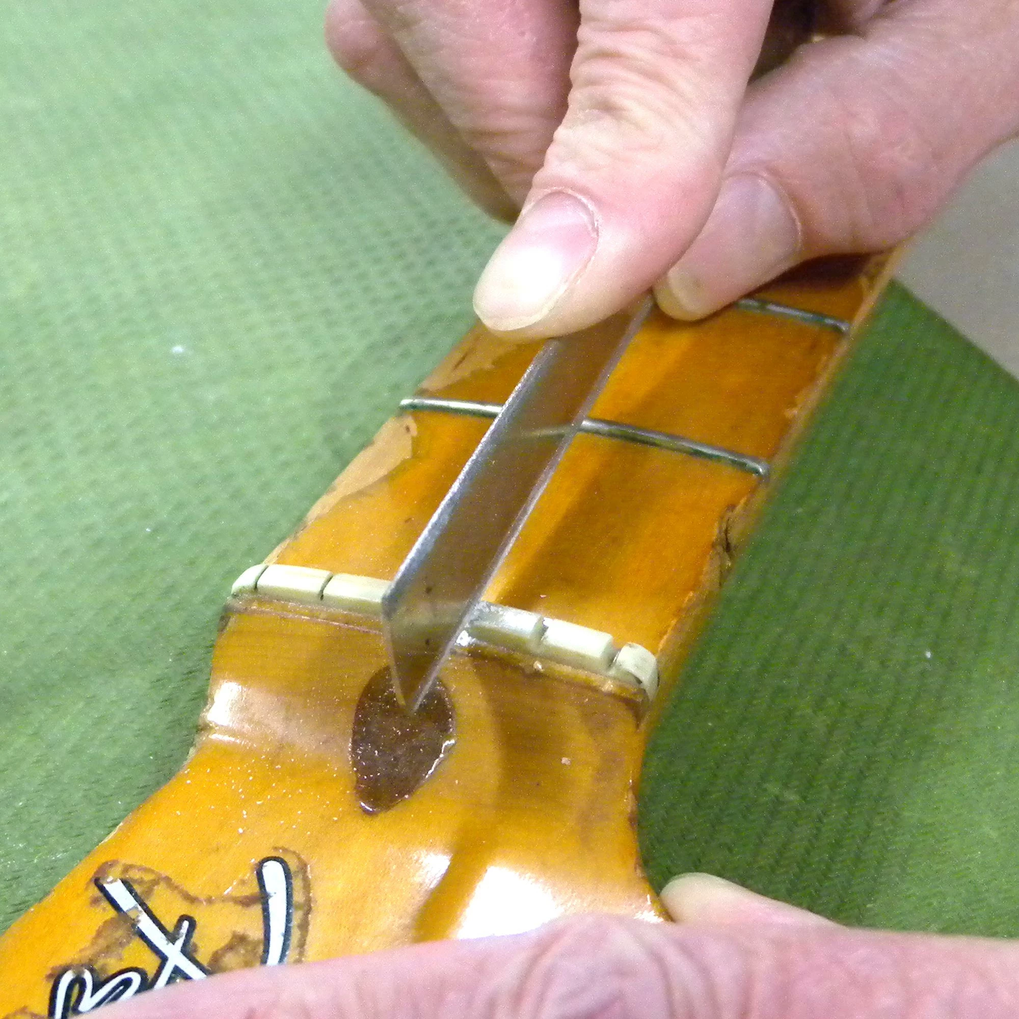 Nut Rescue Powder - StewMac 7 Nut Rescue Powder - StewMac - Image 5