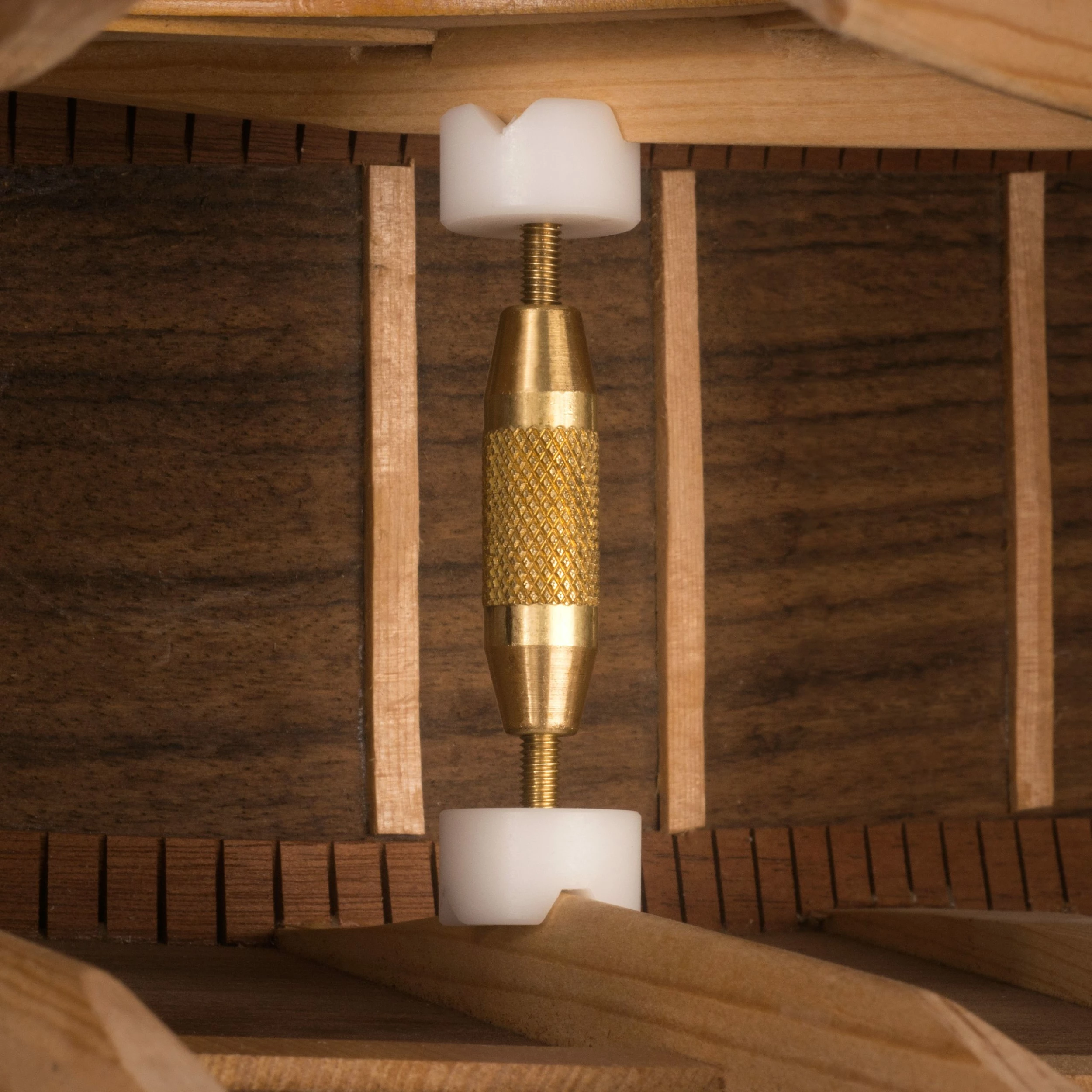 StewMac Brace Repair Jack - StewMac 4 StewMac Brace Repair Jack - StewMac - Image 2