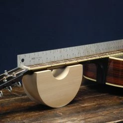 Rock-n-Roller Neck Rest - StewMac -Kit Melody Sales Store 3728 2 in use 2000px