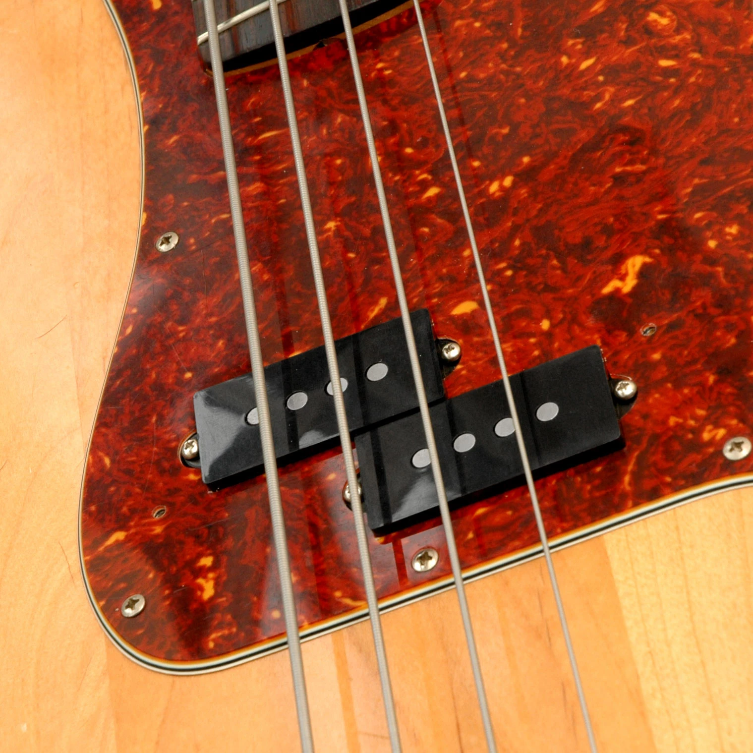 StewMac Pickups For P-Bass - StewMac 4 StewMac Pickups For P-Bass - StewMac - Image 2