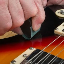 Kovax Tolecut Finish Repair System - StewMac 12 Kovax Tolecut Finish Repair System - StewMac -Kit Melody Sales Store 5733 5 inuse on archtop curve 2000