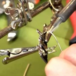 Helping Hands Soldering Holder - StewMac 7 Helping Hands Soldering Holder - StewMac -Kit Melody Sales Store 6237 3 inuse 3 1500